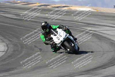 media/Dec-07-2025-CVMA (Sun) [[3e7d2de5dc]]/Race 7-Formula Lightweight Twins Shootout/